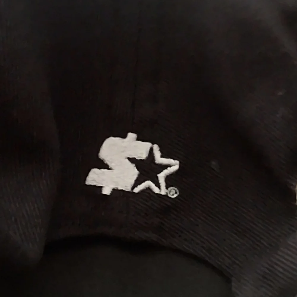 Supreme Black Cap - Picture 2 of 3